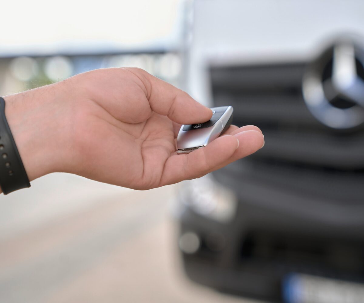 hamecher-location-vehicule-occitanie-poid-lourd-utilitaire-transport-btp-fourgon-benne-grue