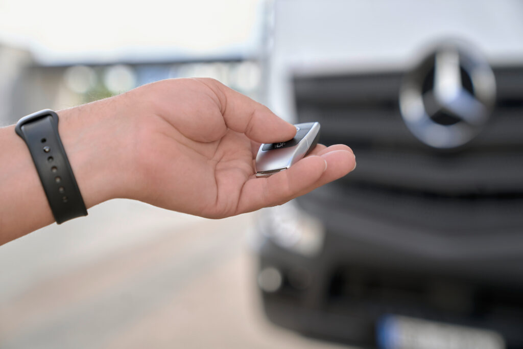 hamecher-location-vehicule-occitanie-poid-lourd-utilitaire-transport-btp-fourgon-benne-grue