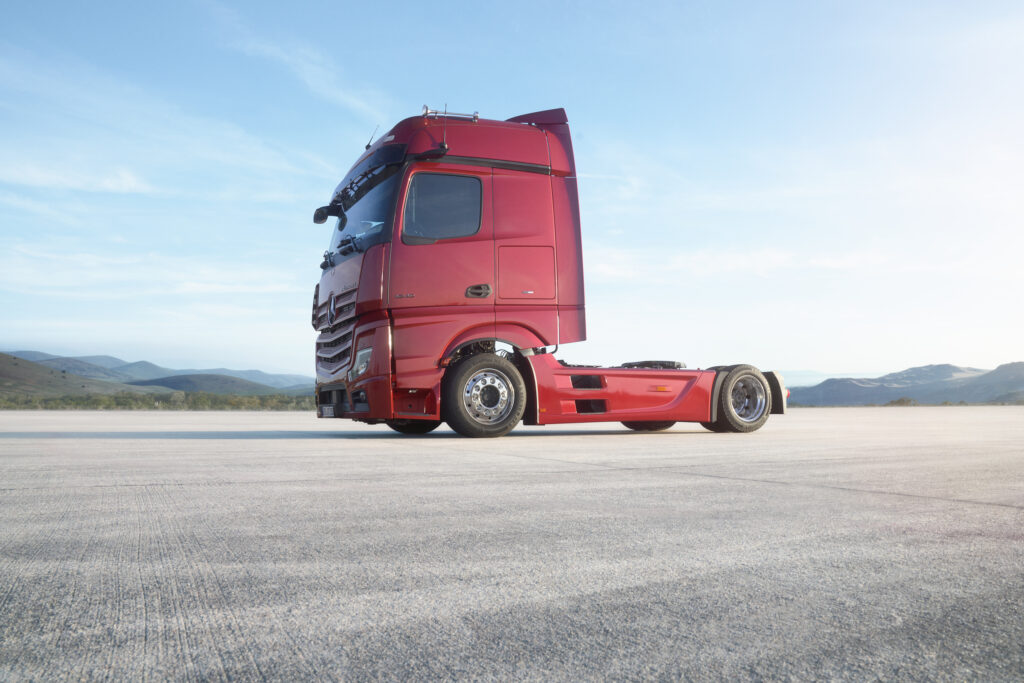 hamecher-location-vehicule-occitanie-poid-lourd-utilitaire-transport-btp-fourgon-benne-grue
